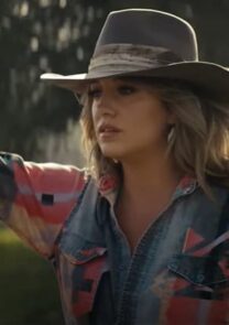 Lainey Wilson - Heart Like A Truck