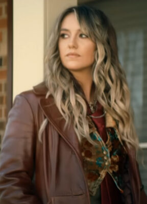 Lainey Wilson - Things A Man Oughta Know